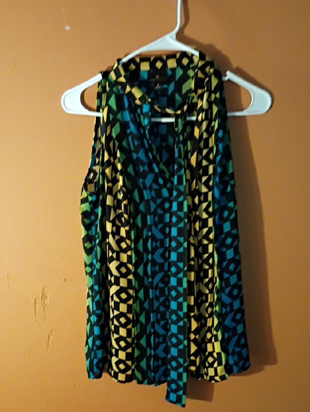 Worthington Sleeveless Geometric Tie-Neck Top — Blue, Green, Yellow